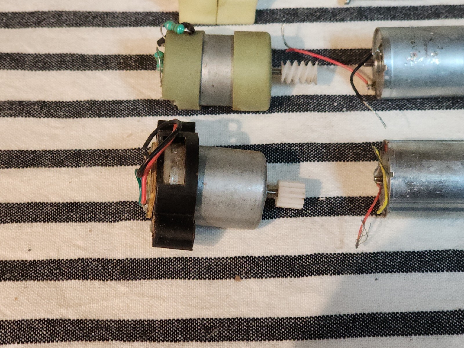 Hobby Motor Set Of 12 Unbranded & Branded