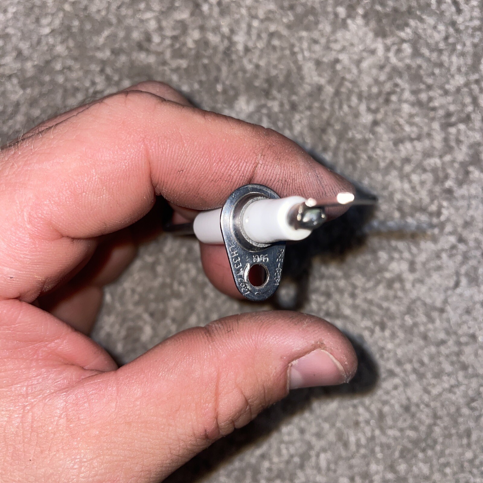 Carrier Furnace Flame Sensor LH33WZ621 PSE-CE34 1905