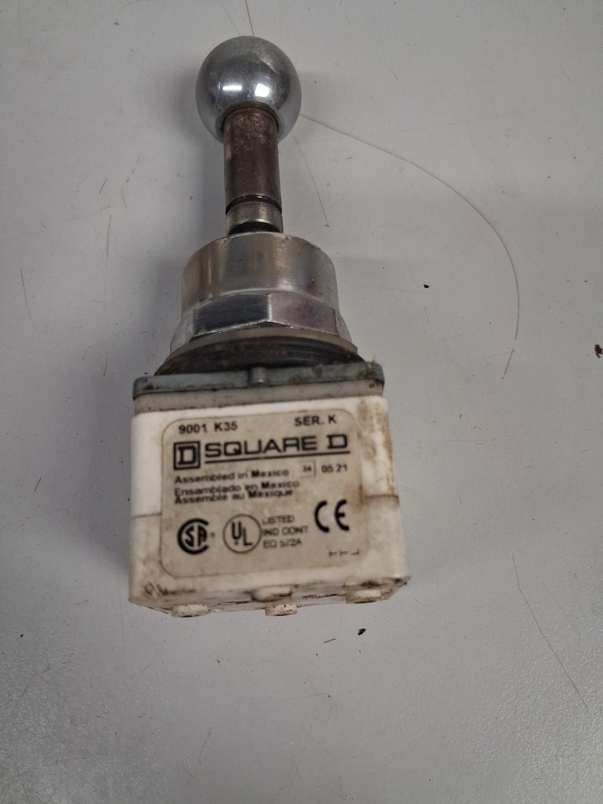SCHNEIDER ELECTRIC SQUARE D 9001K35H2 JOY STICK 5 POSITIONS STEEL NOB SER.K