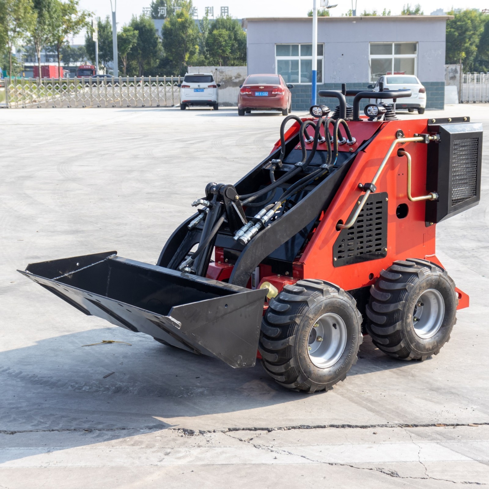 320kg Wheel Type Mini Skid Steer Loader 13.5HP pickup Black Friday discount