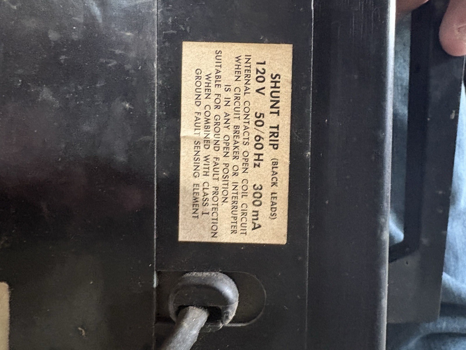 Square D Type PAL 2000A Circuit Breaker 3-Pole with 1000A Shunt Trip Indicator