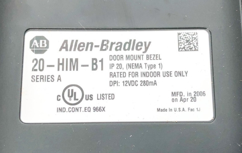New Allen Bradley 20-HIM-B1 Bezel Kit w/ 1202-C30 Cable IP 20 NEMA Type 1
