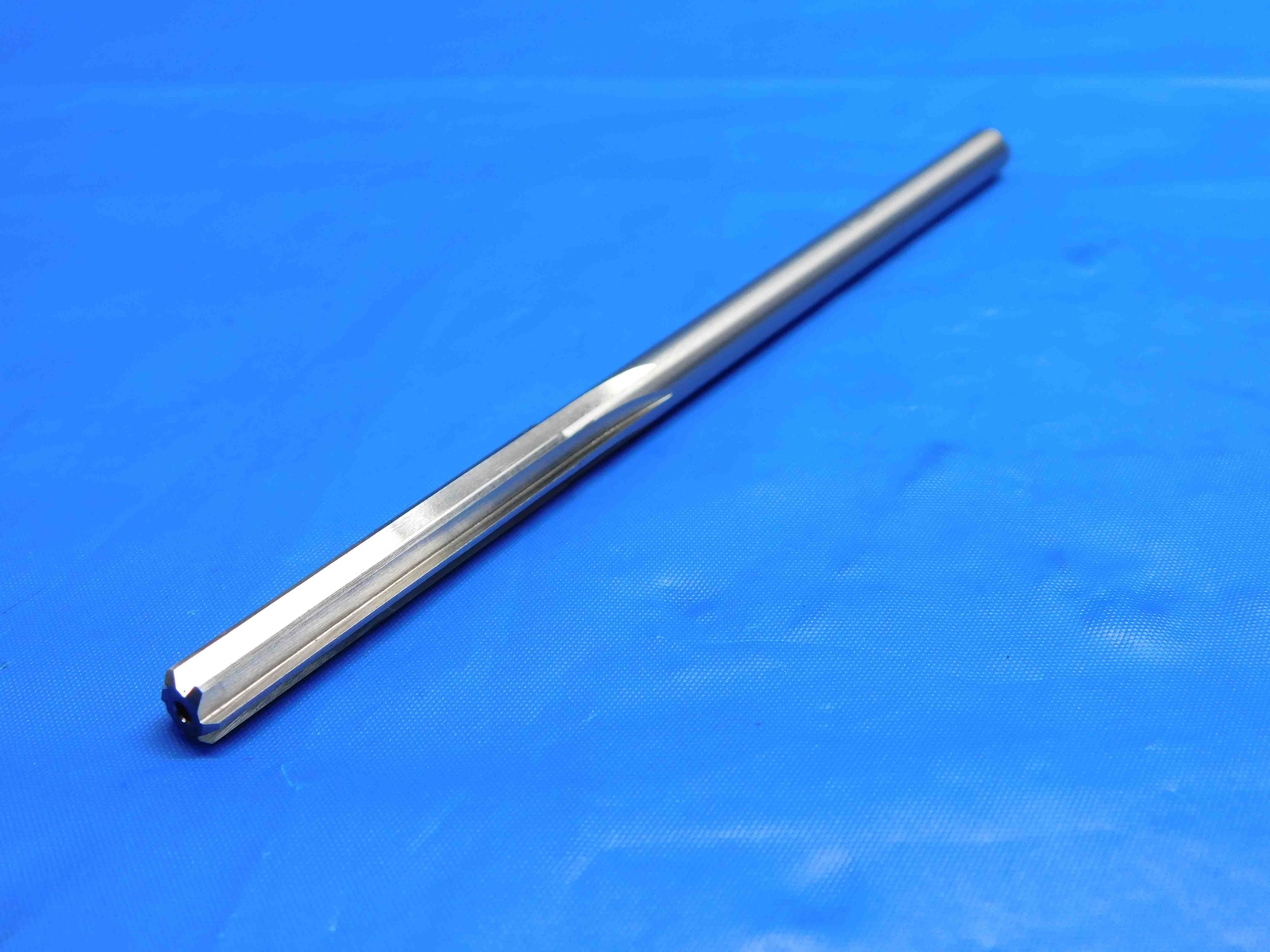 YANKEE 0.2362 OD HSS REAMER 6 FL .2362 15/64 .2500 -.0138 UNDERSIZE 6 mm