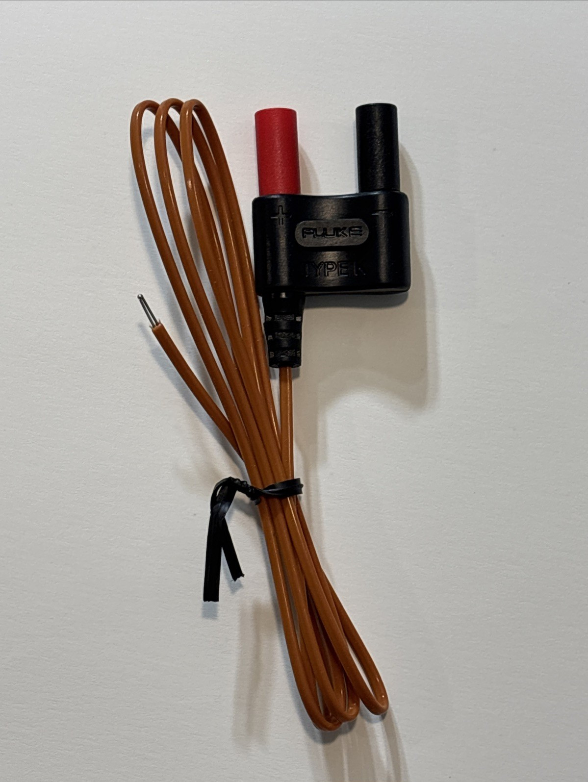 Fluke 80BK-A Type K Thermocouple, Temperature Bead Probe, Clamp – Multimeter