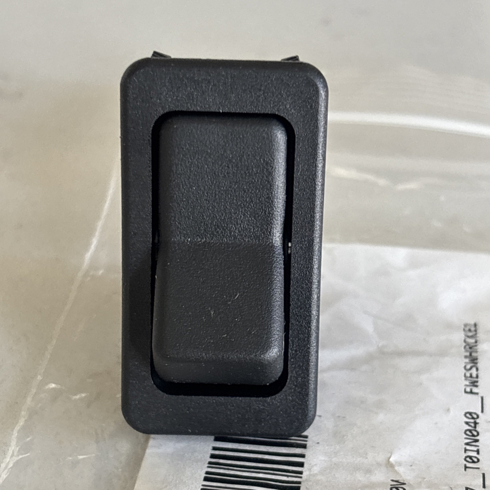 Food Warming Equipment Switch Non-Lt Rocker 125/250V SWHRCKE1 – Genuine OEM