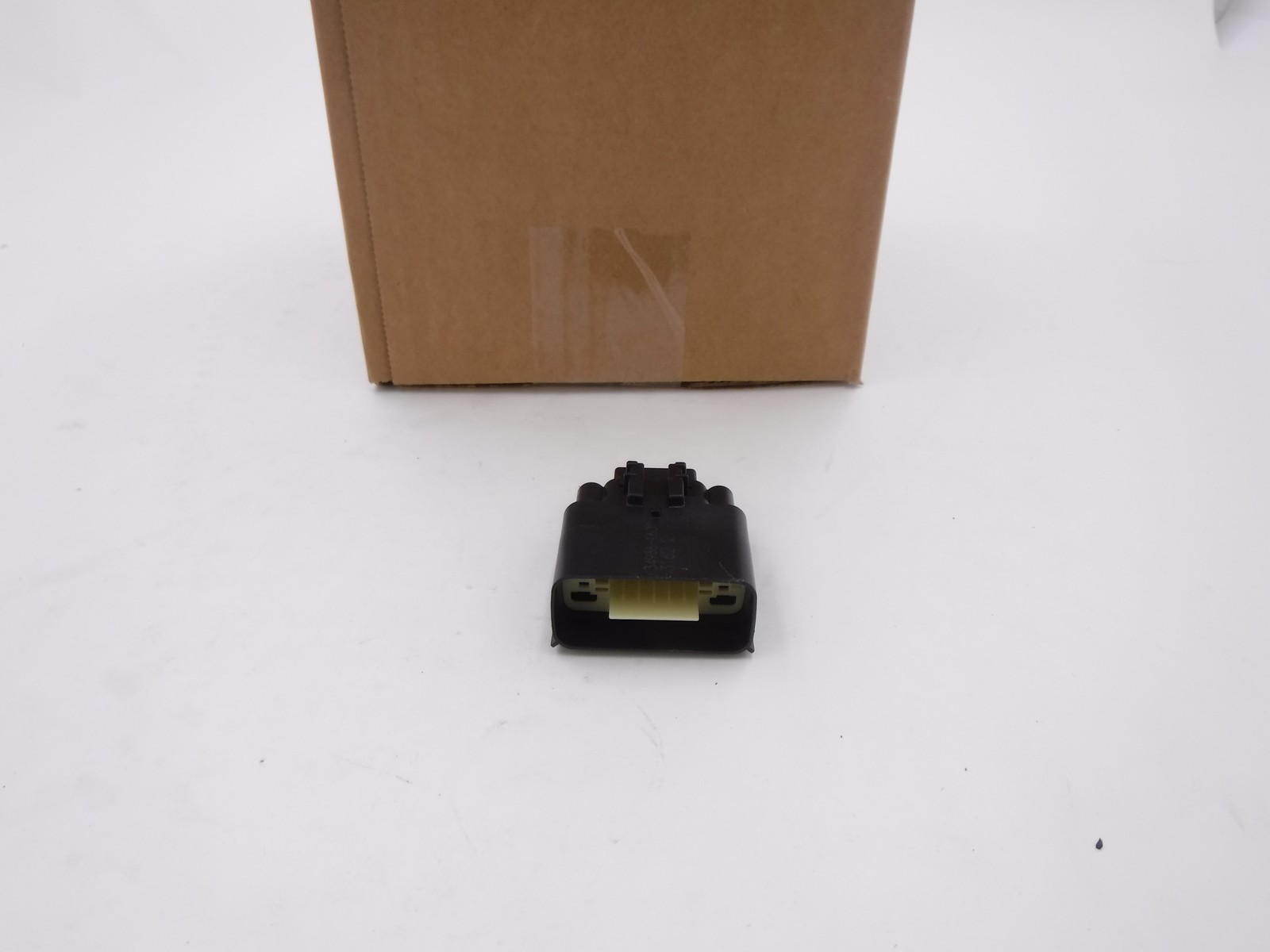 51 Pack 34986-1601 Molex Automotive Connectors MX150 .138″ PLG 02X16P