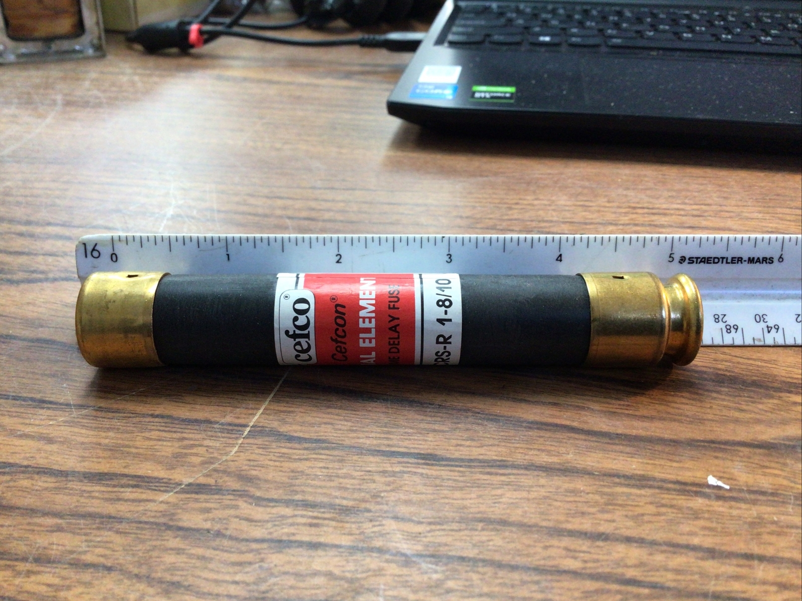 (10-PCS 1-BOX) Cefco Duel Element Fuses CRS-R 1-8/10-AMPS Class RK-5 (VR8)