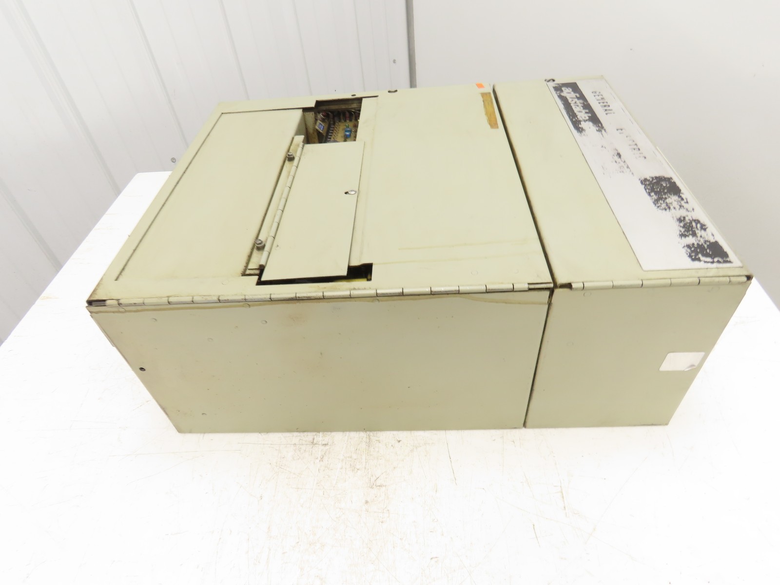 GE 6V15E3424 Valutrol DC Adjustable Speed Drive 10Hp 37A 240VDC – 460V 3PH Input