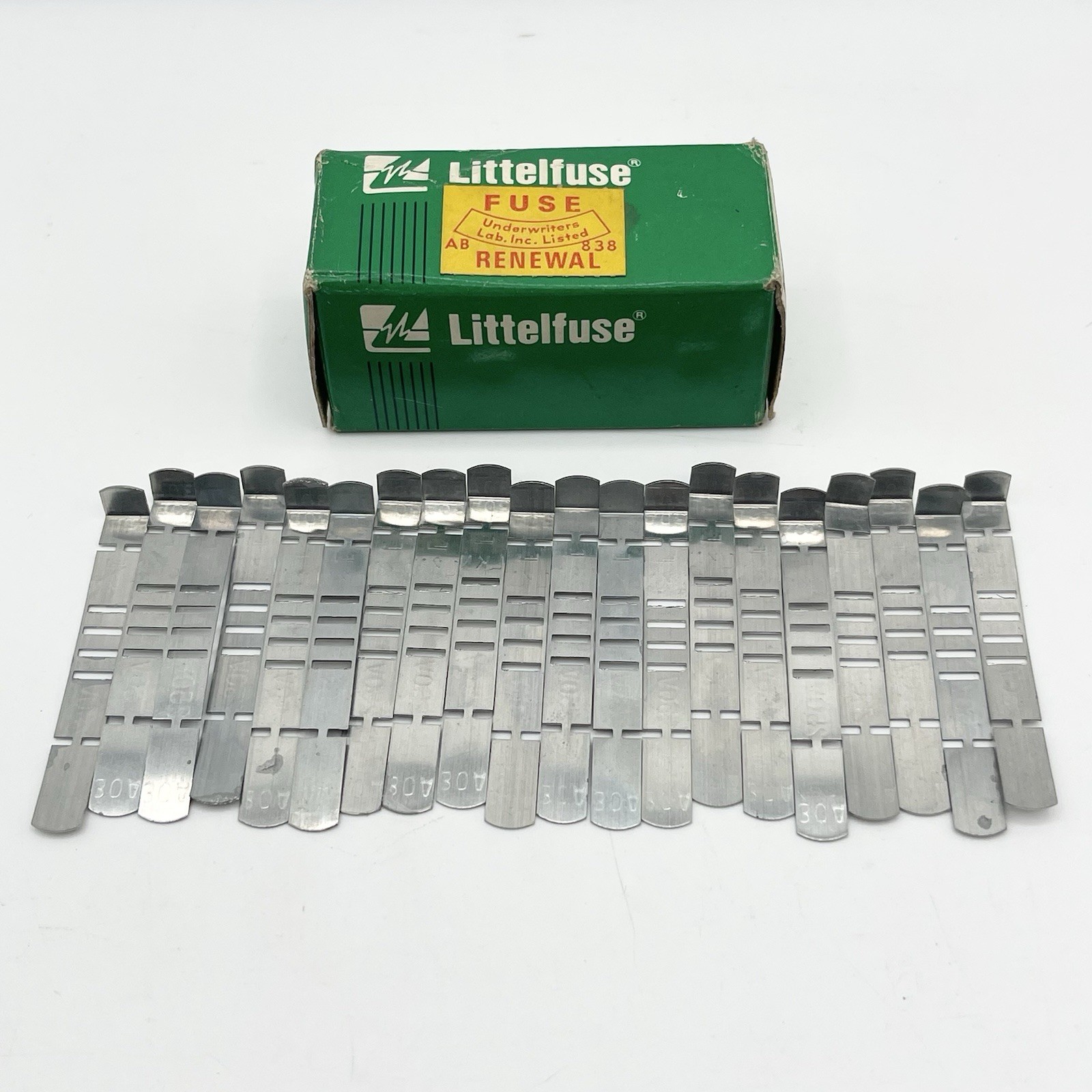 Littelfuse LKN 30 30A 250V Class H Fast Acting Renewable Fuse Link 1 Box of 20