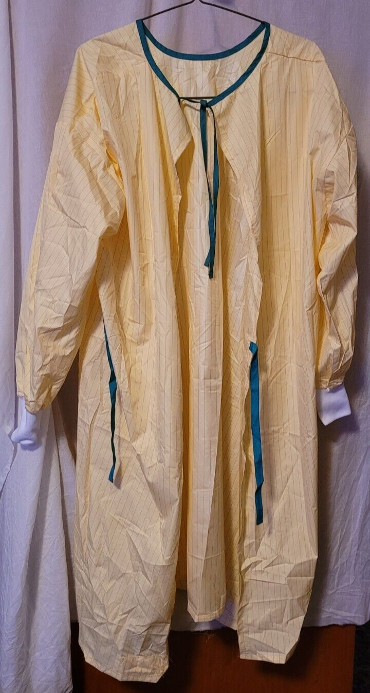 New Folded Surgical Gown Light Yellow Dark Pinstripe Healthcare Nonporous Fecal