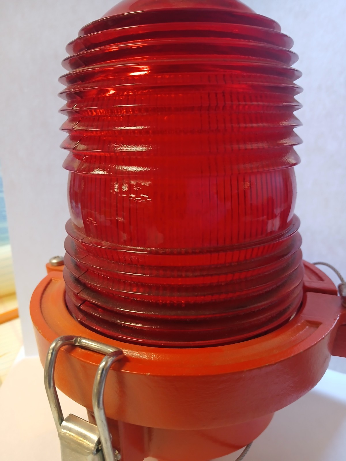 light unit L -810 44C1005-X ADB-ALNACO INC