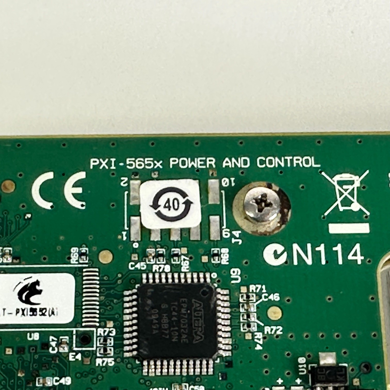 National Instruments NI PXI-5652 500 kHz-6.6 GHz RF Signal Generator Module