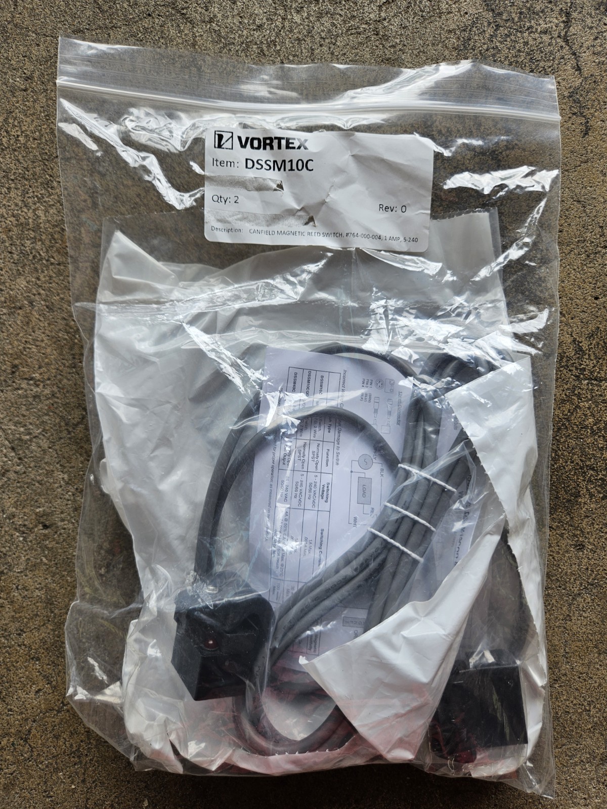 Vortex DSSM10C Reed/Hall-Effect/Magnetic Switch, 5-240VDC/DC, 30W, 1A