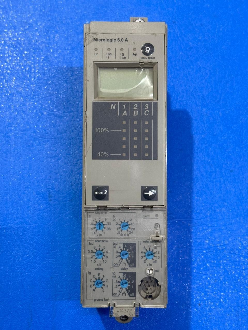 SCHNEIDER MICROLOGIC 6.0A CIRCUIT BREAKER TRIP UNIT 33073BA W14372 AAV73102