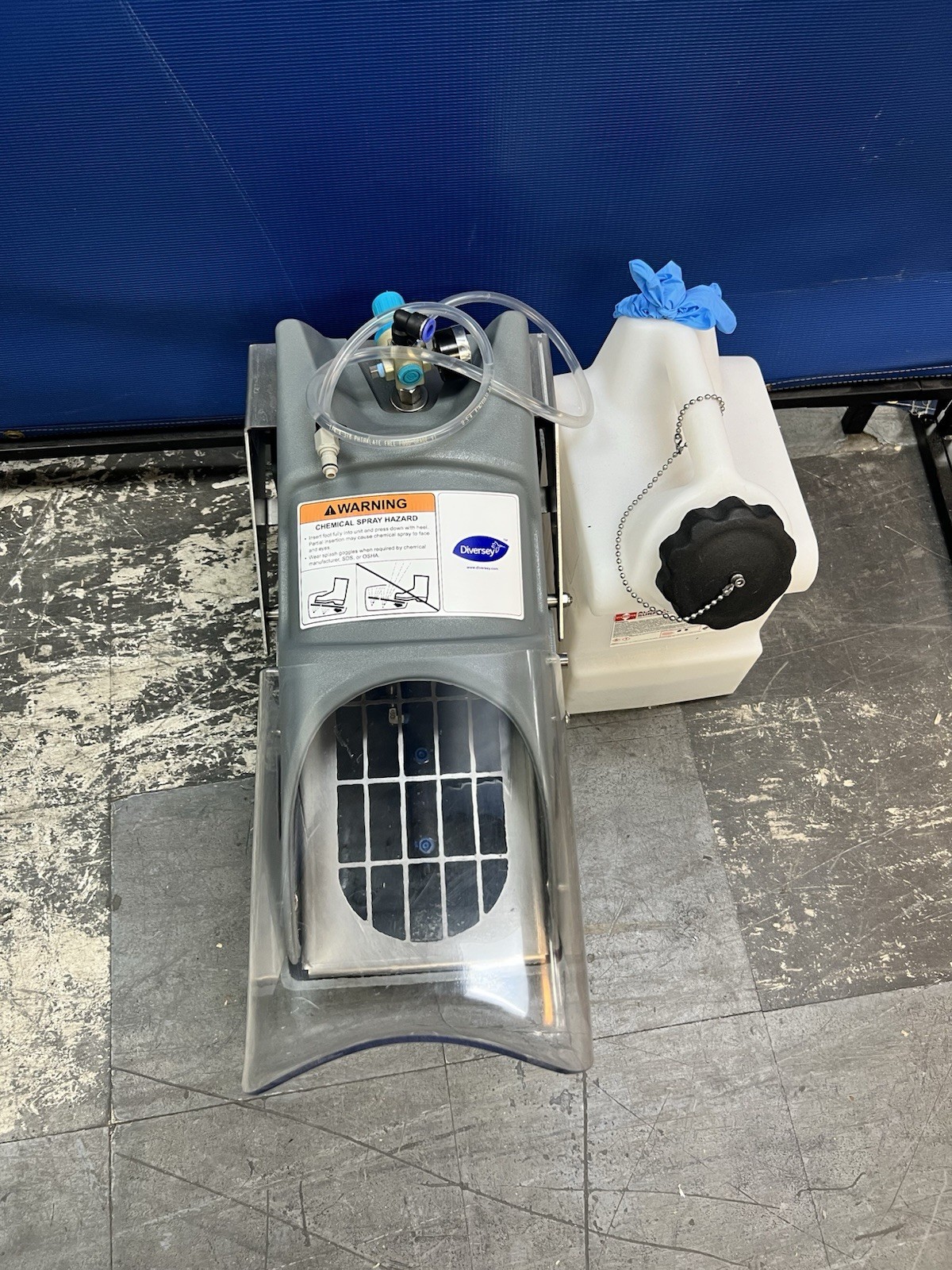 Diversey HACCP Smart Step Footwear Sanitizing System