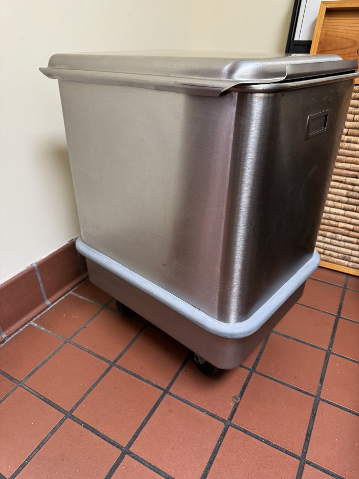 Seco Stainless Steel NSF Ingredient Bin