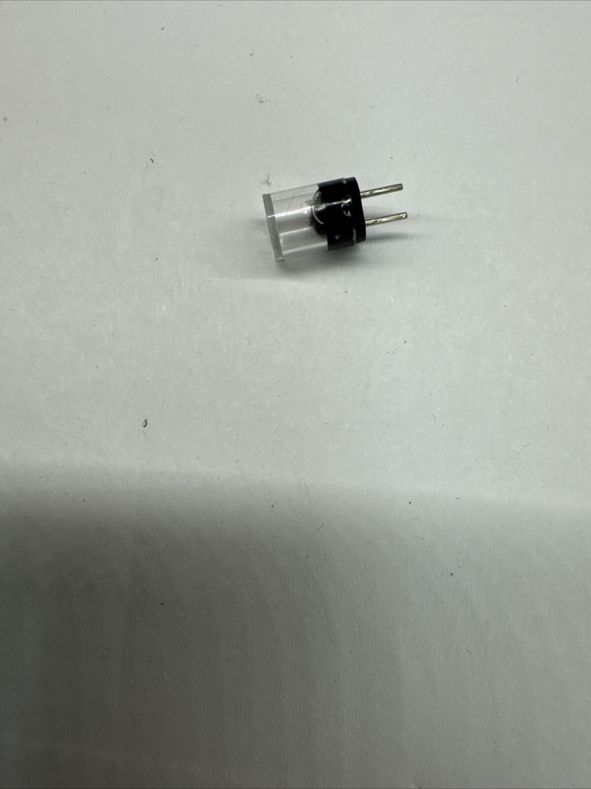 125V 4A 4 Amp Plug In Fuse LF 0273004.H Micro Through Hole Very Fast Acting