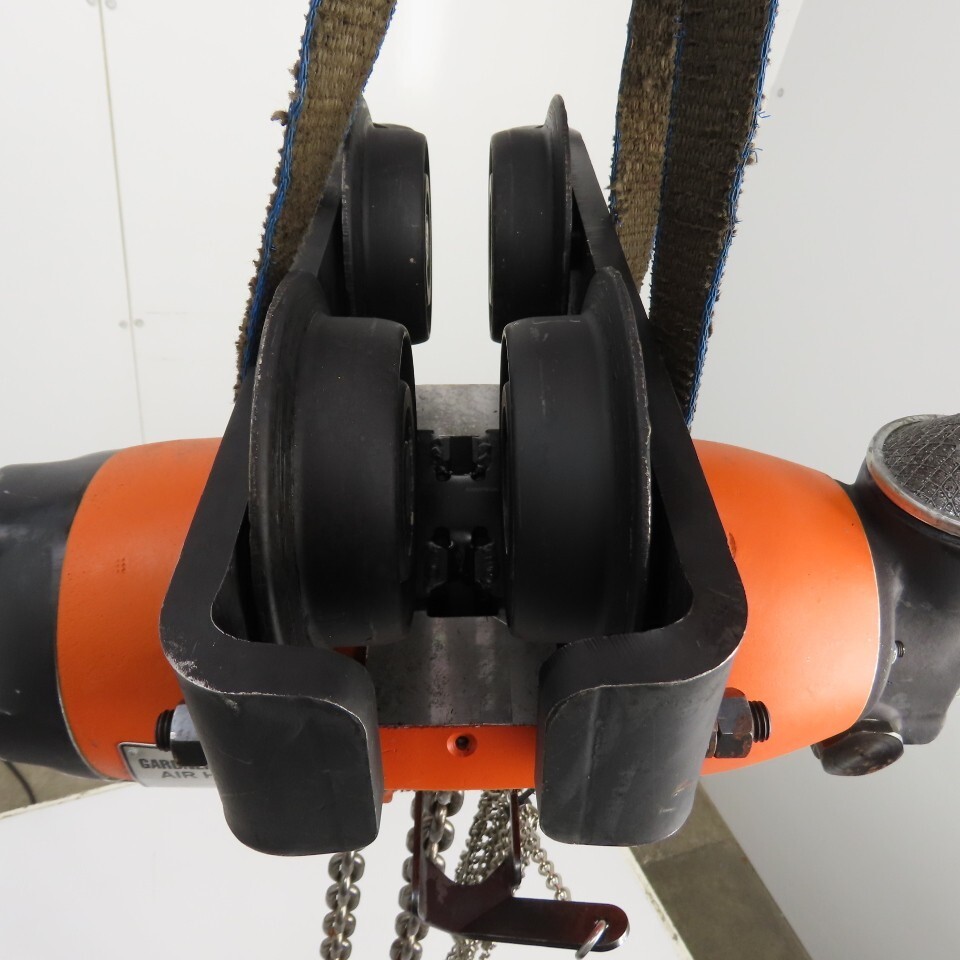 Gardner Denver P2TA11LREL010AAA11 1100LB .55 Ton Air Chain Hoist 10′ Lift 34FPM