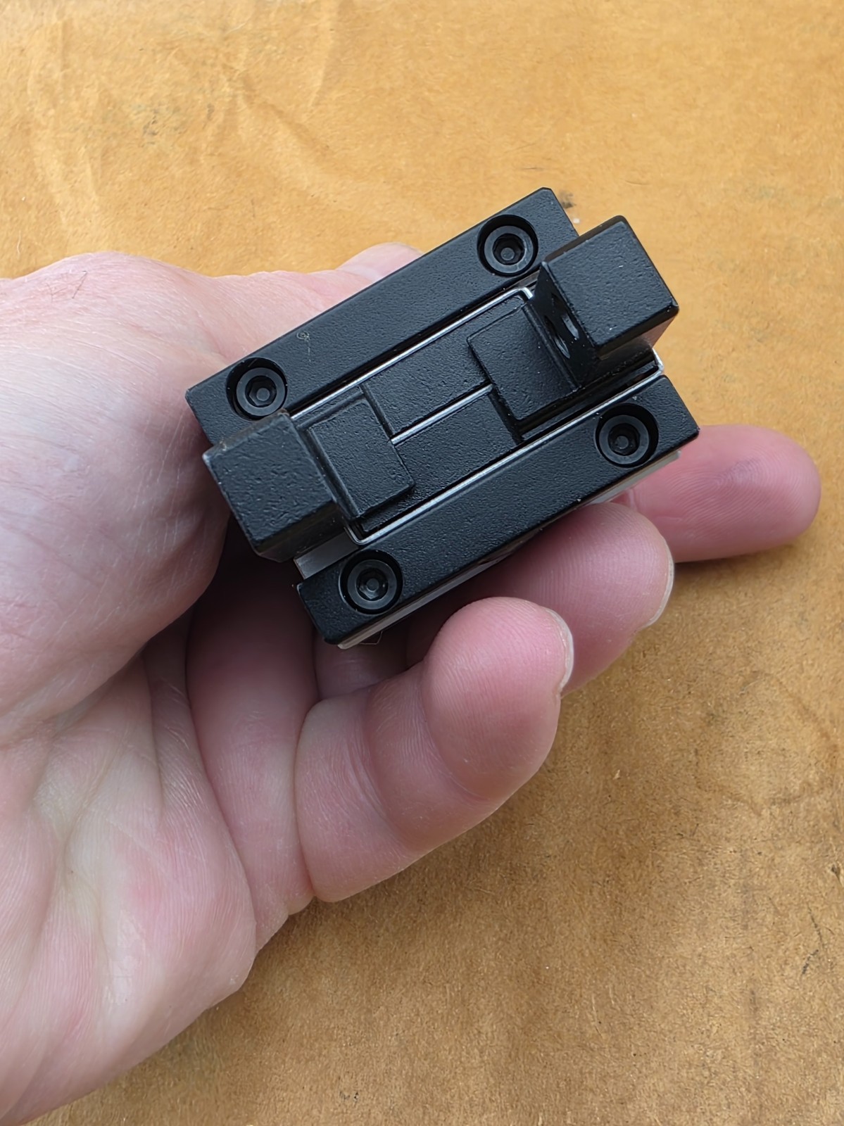 NEW Konsei BHA-04AS-N0 Pneumatic Gripper FREE SHIPPING