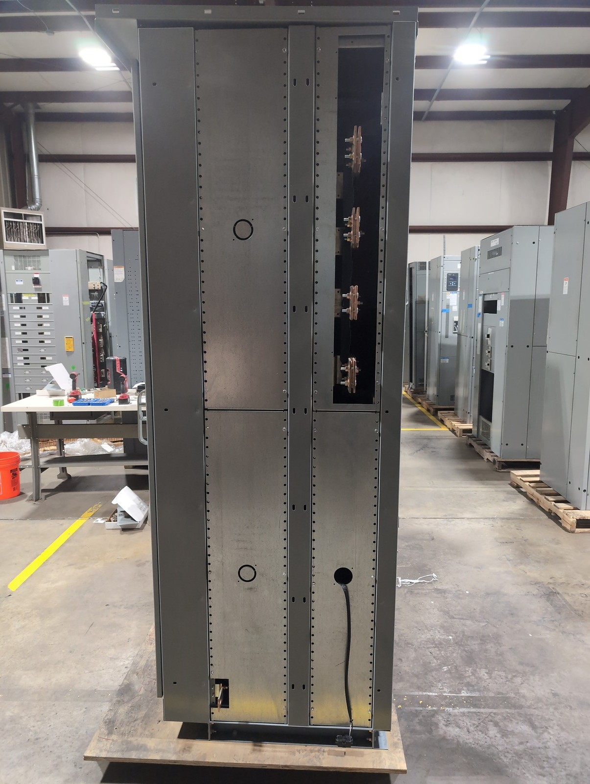 Siemens FCII Switchboard 2000A 480/277V 3PH 4W 3R Encl WLS1F320 LSIG Trip ETU776
