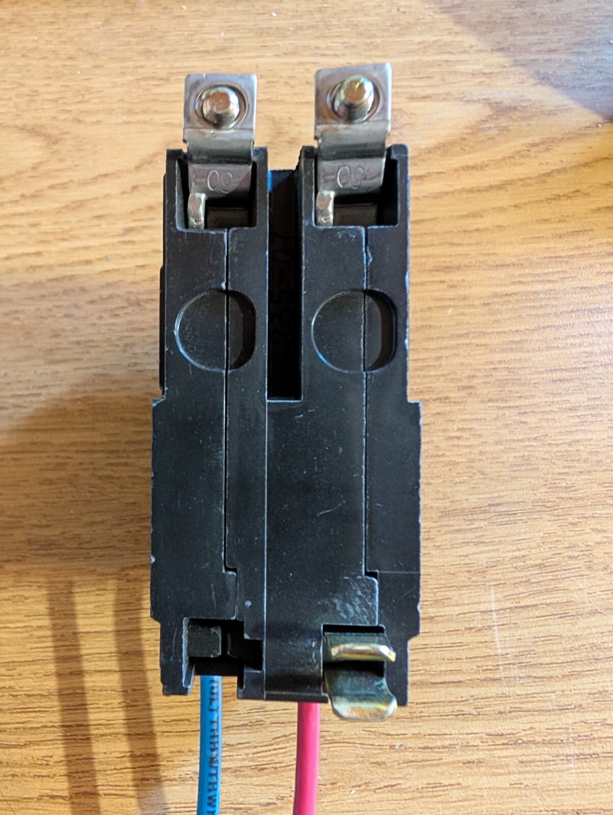 Square D QO230 30 A Miniature Circuit Breaker 323