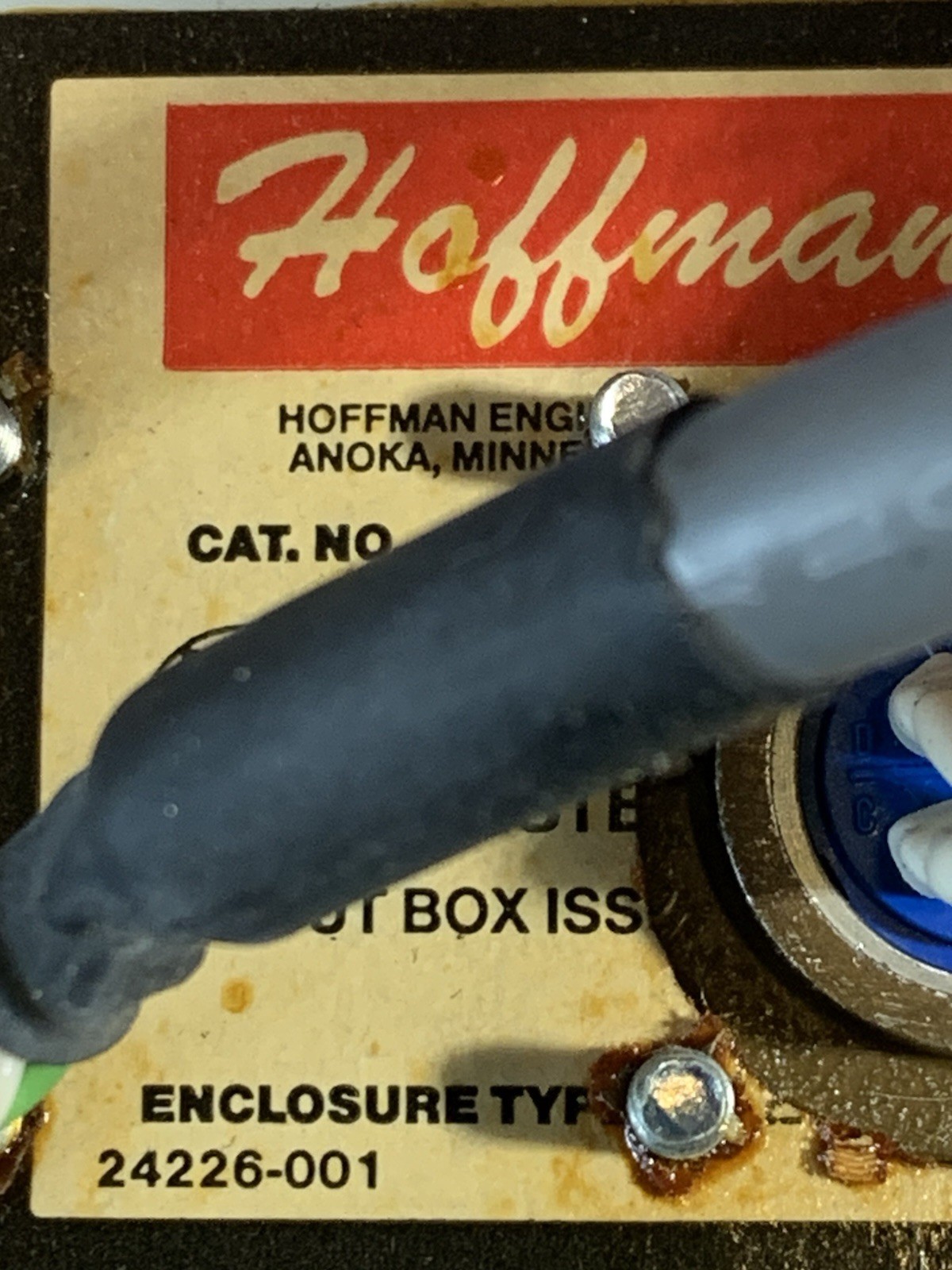 Hoffman Enclosure A-808CH, A-GLK2, 24226-001, Amphenol I4S-2SF, RdF 92-5-0102 *