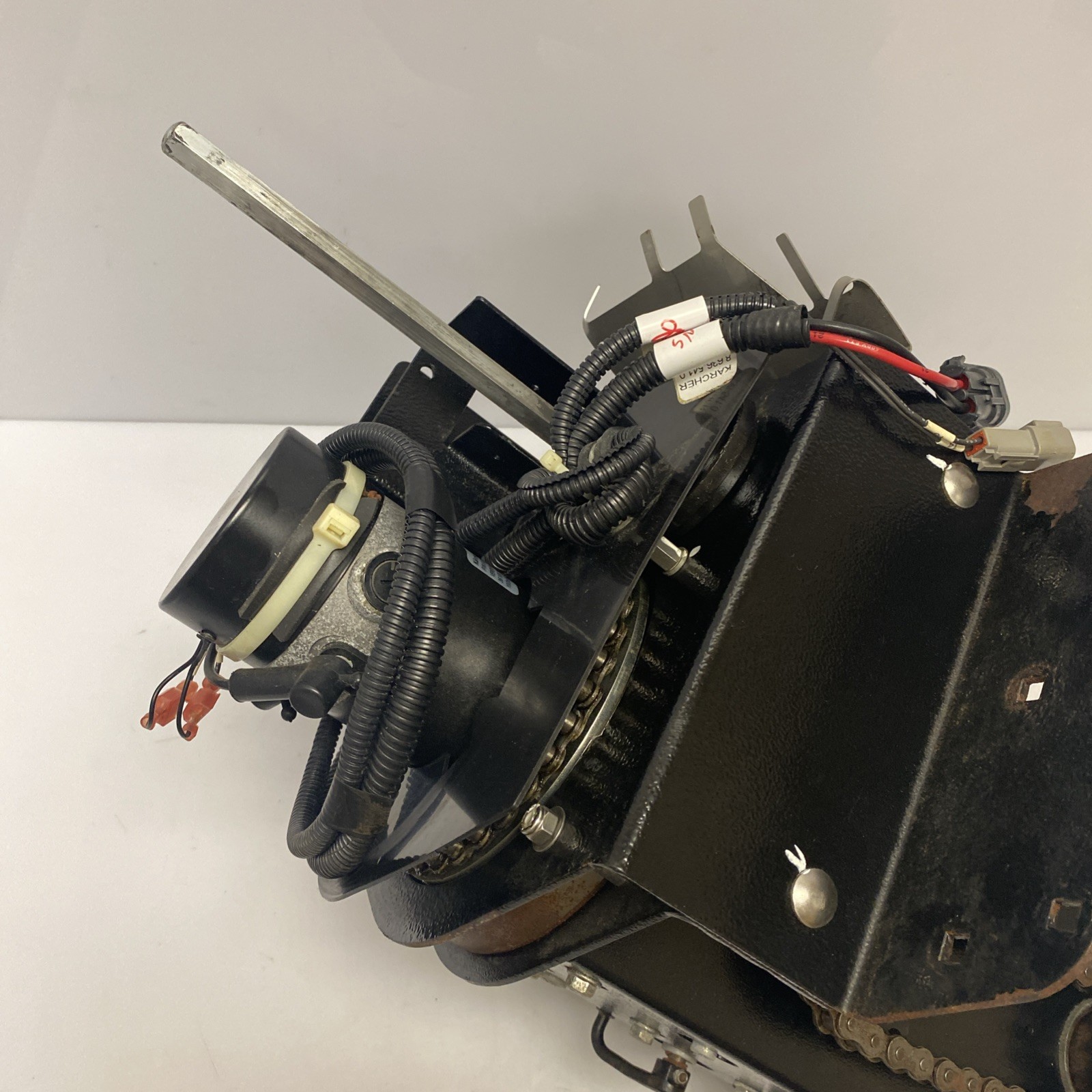 Windsor Karcher Chariot 2 iScrub 20X CSX20 Traction Motor 86364010 Drive Lower