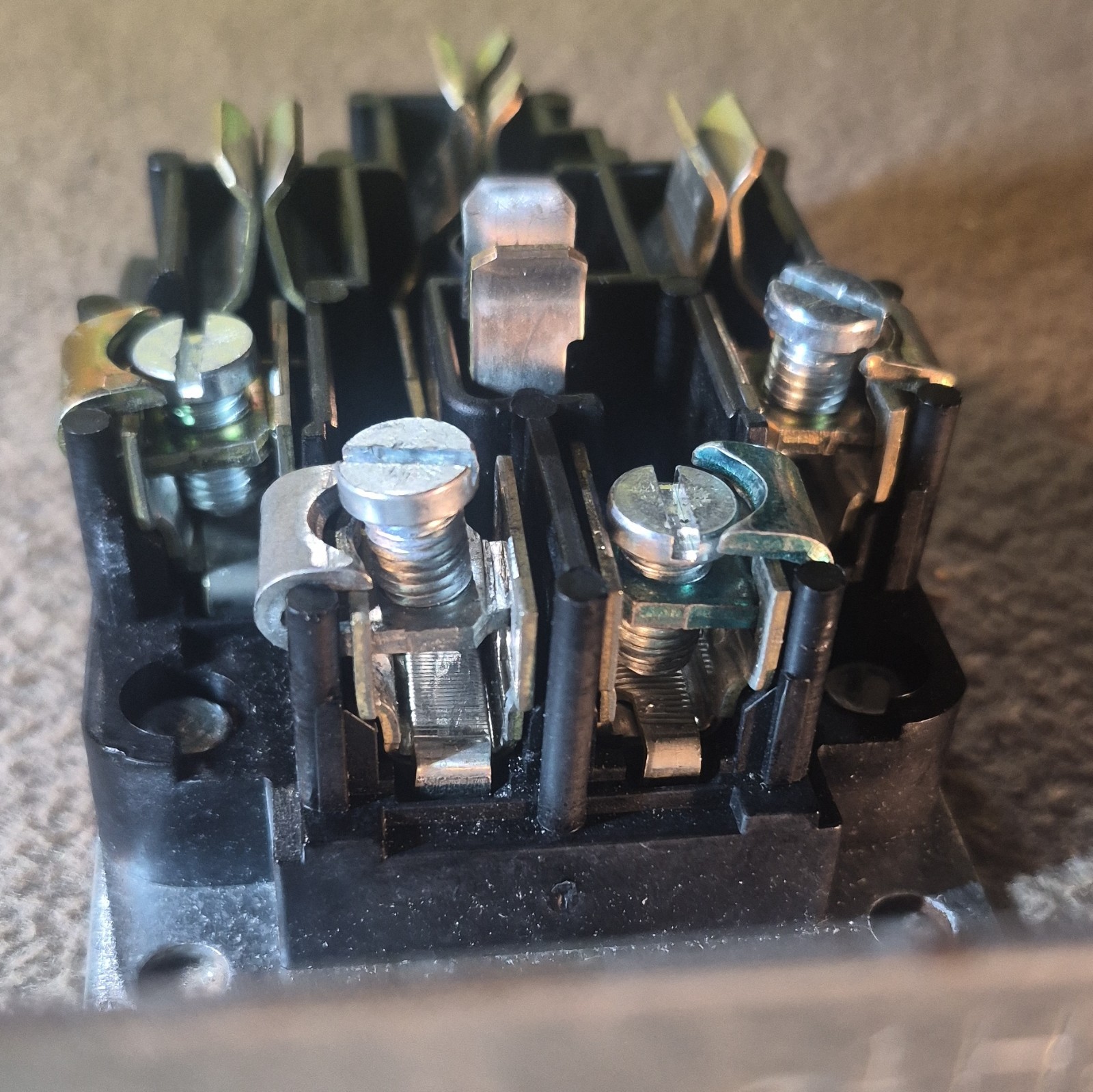 Leviton Surface Mount Receptacle 50 Amp. 125/250V 061-55050