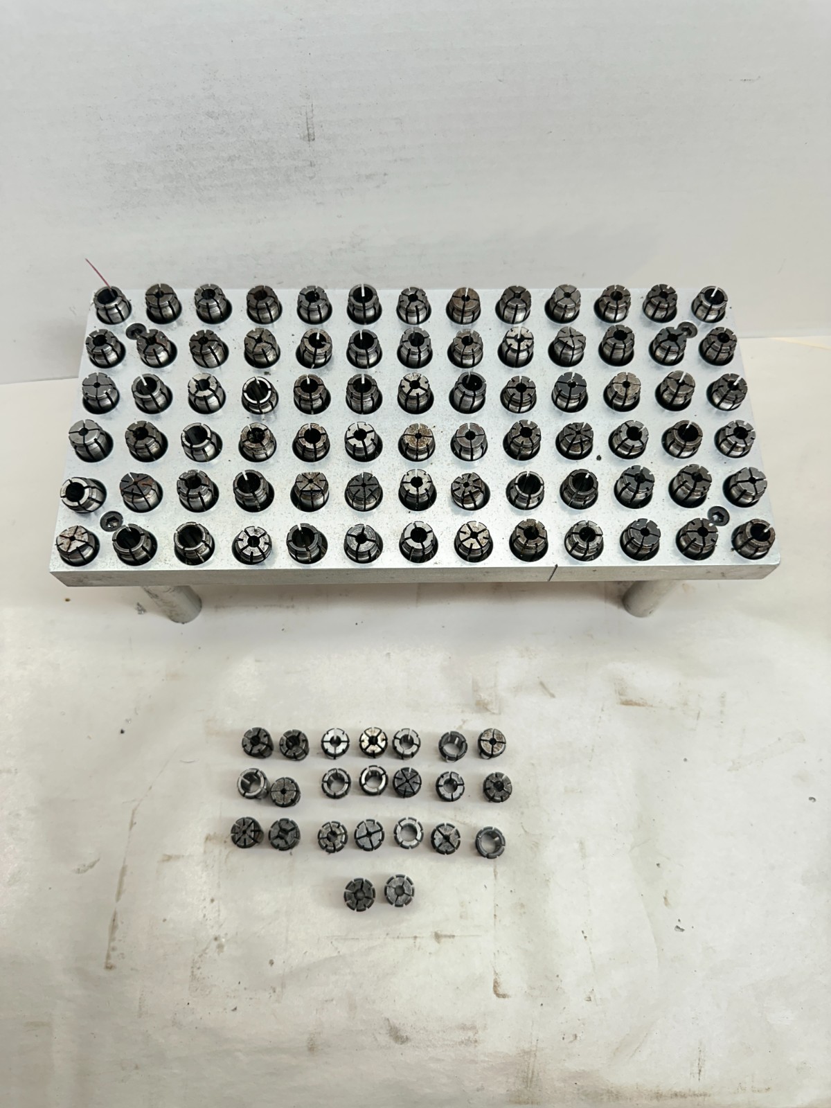 Lot of 101! – Accura-Flex Collets TSD AF Series with Aluminum Holder