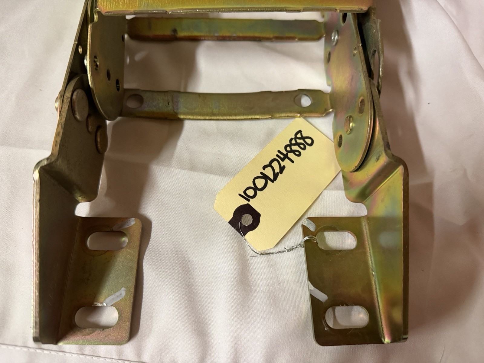 JLG 1001224888 , POWER TRACK, MA550-RB-75-100.00, Half Section, Read Description