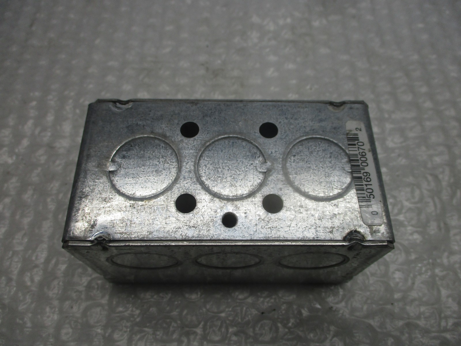 INDUSTRIAL SPARE 050169006702 OUTLET BOX NSNP