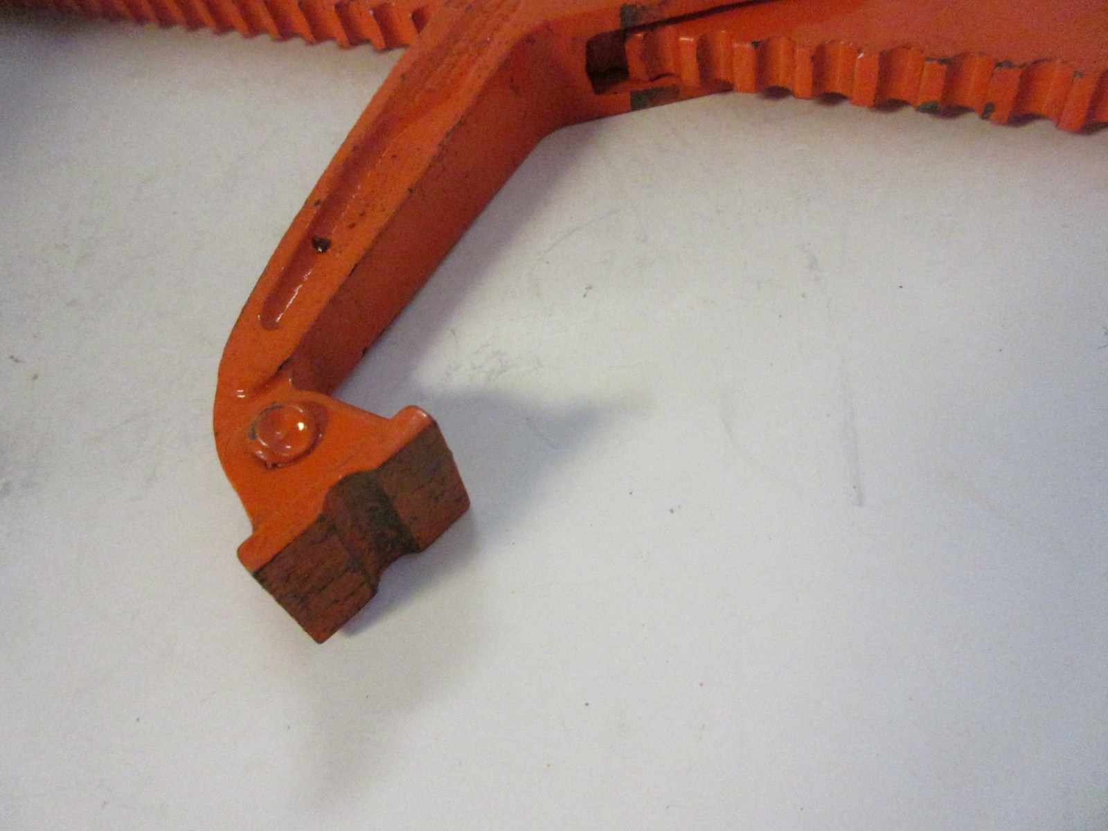 Carver Standard Duty 140-620 MM Bar Clamp T186/321/24.1 28″ Long