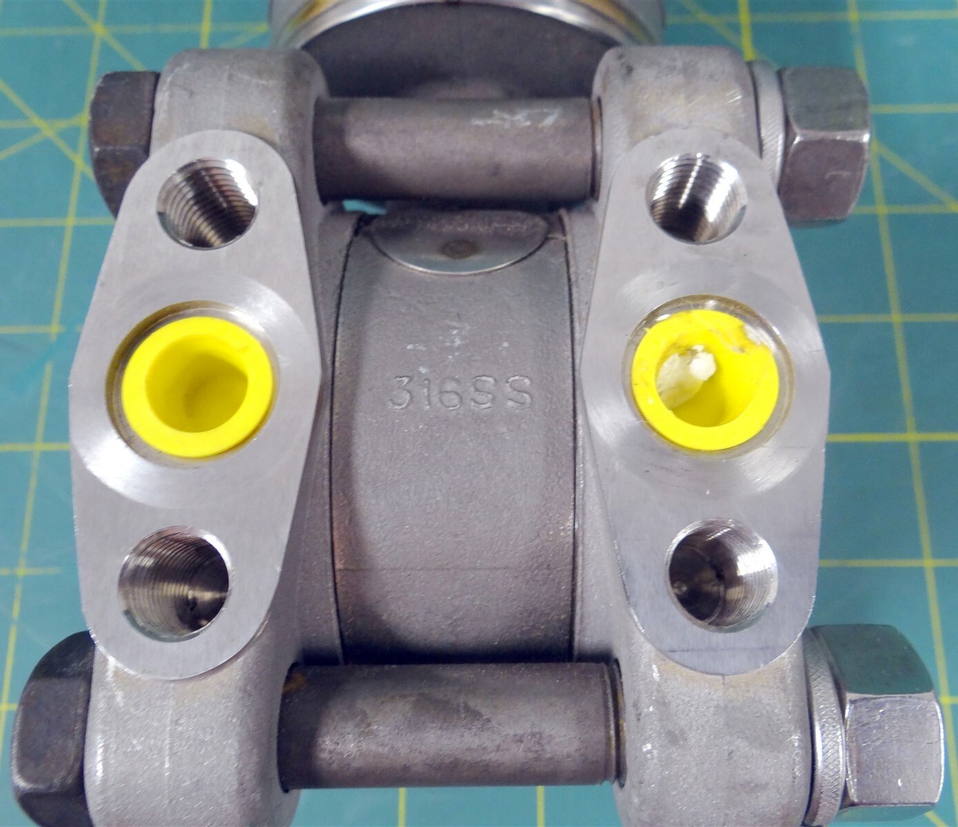 Gould Pressure Transmitter PDT30148 w/Explosion Proof Outlet Body and Cover