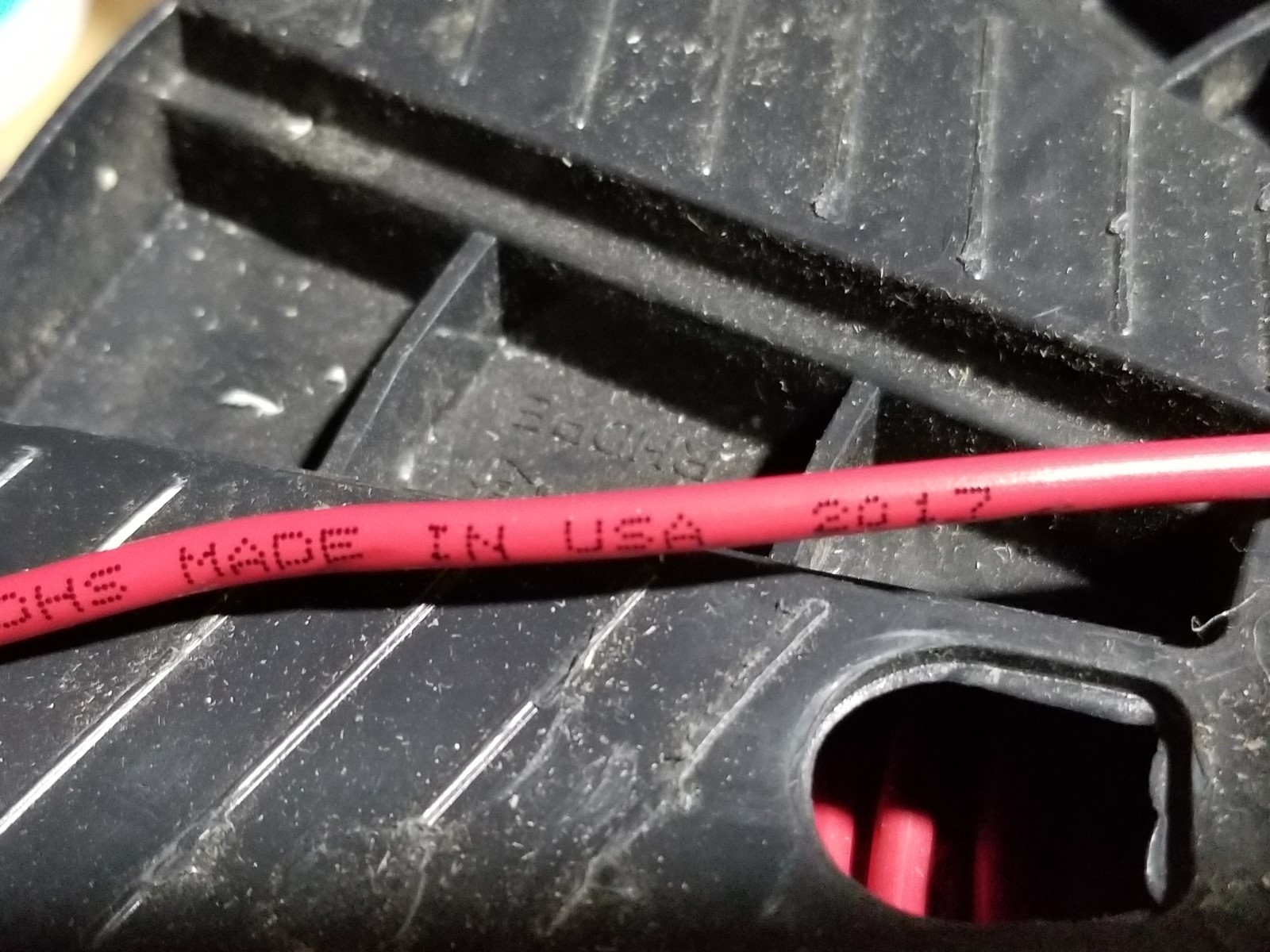 Carol 76812 #14awg Stranded Bare Copper PVC Hook Up Wire AWM MTW 600V Red /50ft