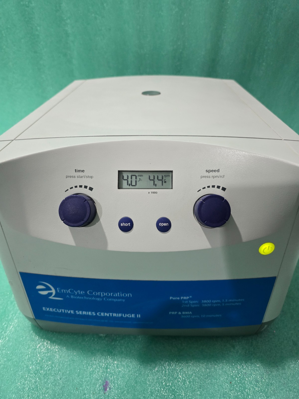 EmCyte PRP Laboratory Centrifuge Executive Series II 240V