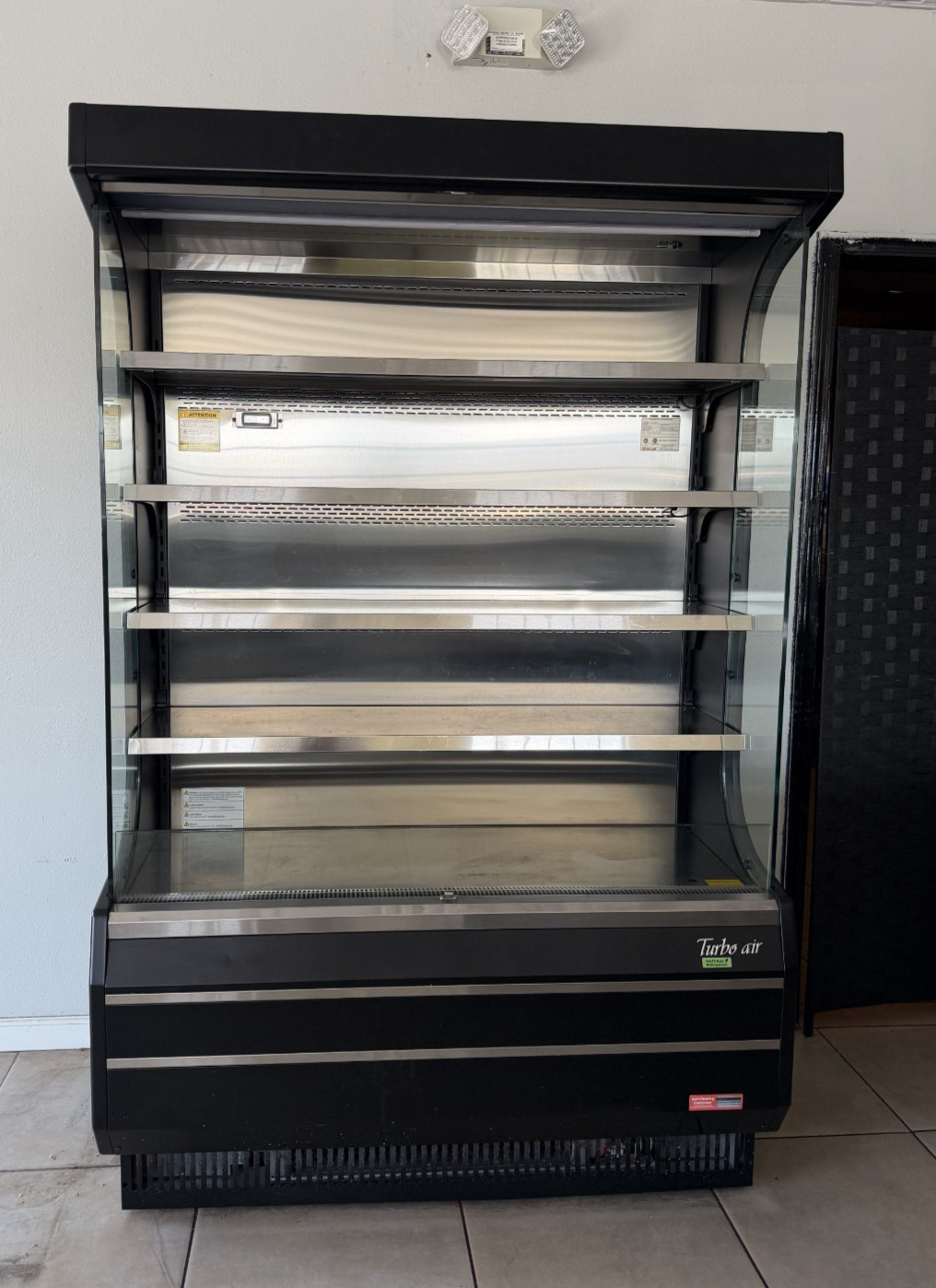 Turbo Air TOM-50W(B)-N 50in Refrigerated Open Air Merchandiser Black