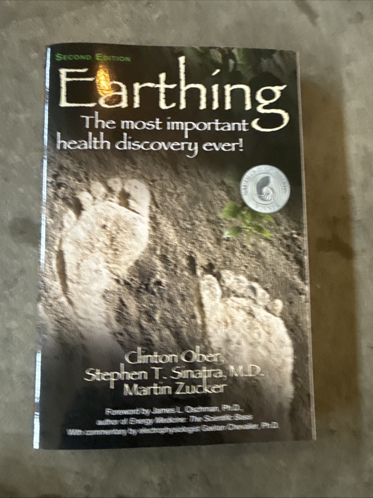 Earthing Book 2nd Edition + Grounding Cords, Outlet Adapter & Tester Kit