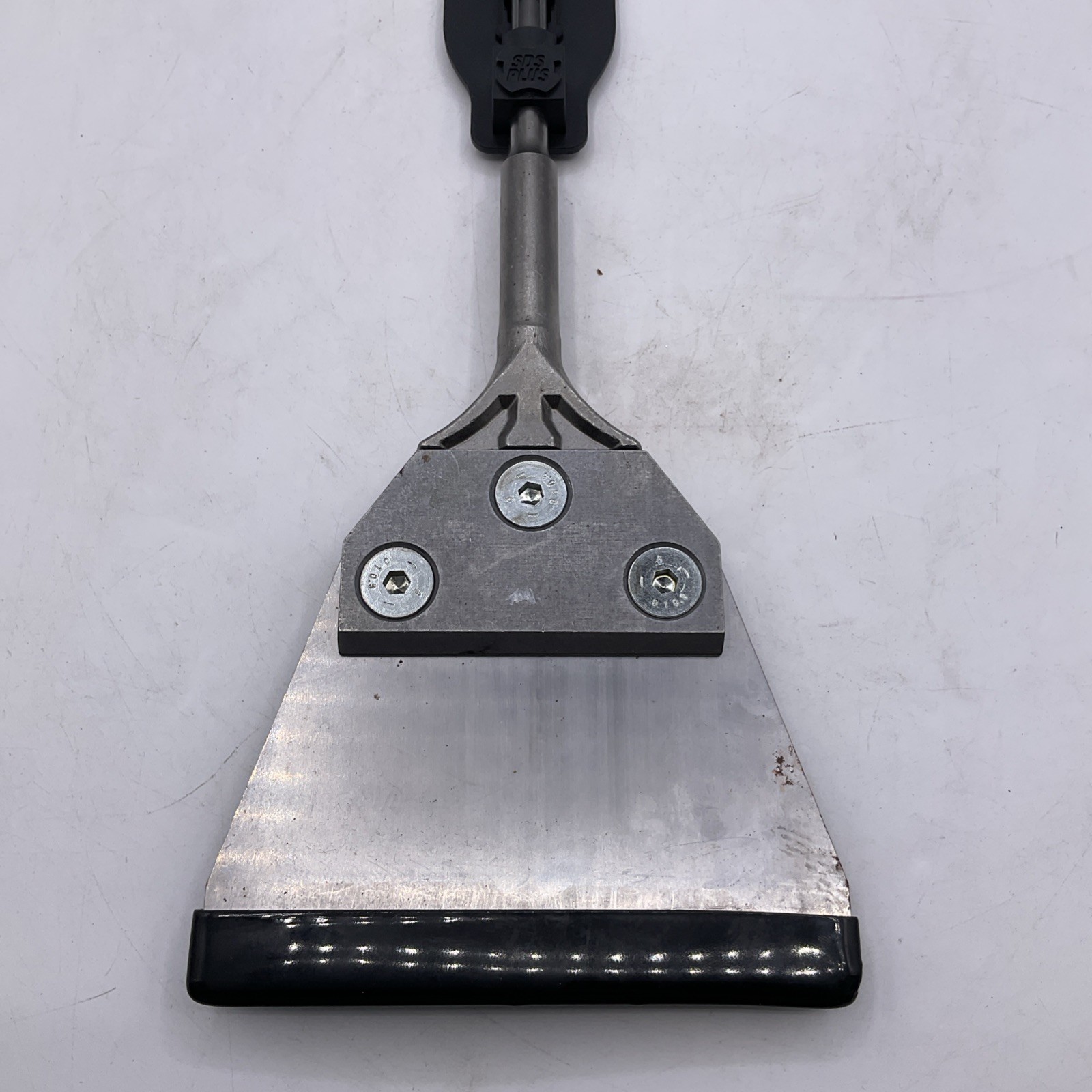 Milwaukee 48-62-6046 SDS Plus SLEDGE 5″ X 10″ Floor Scraper – NEW