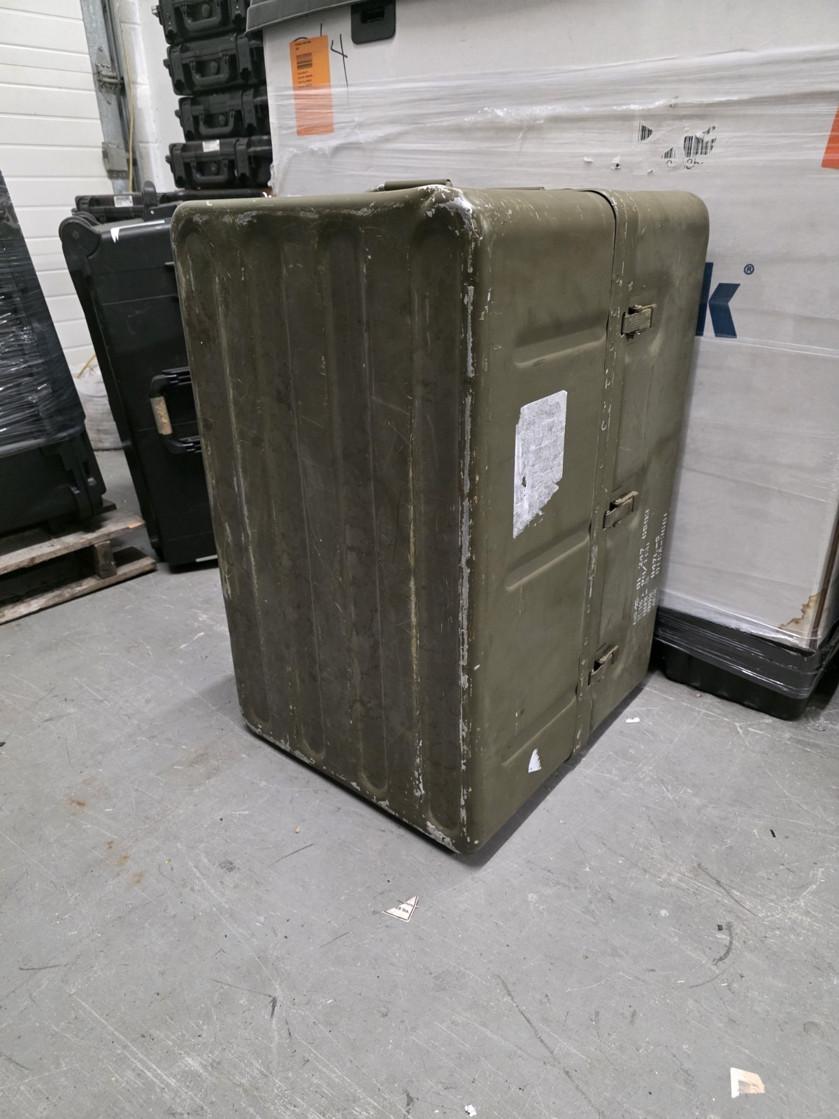 32x20x22 Aluminum Military Medical Chest Watertight Survival Bug Out Storage Box