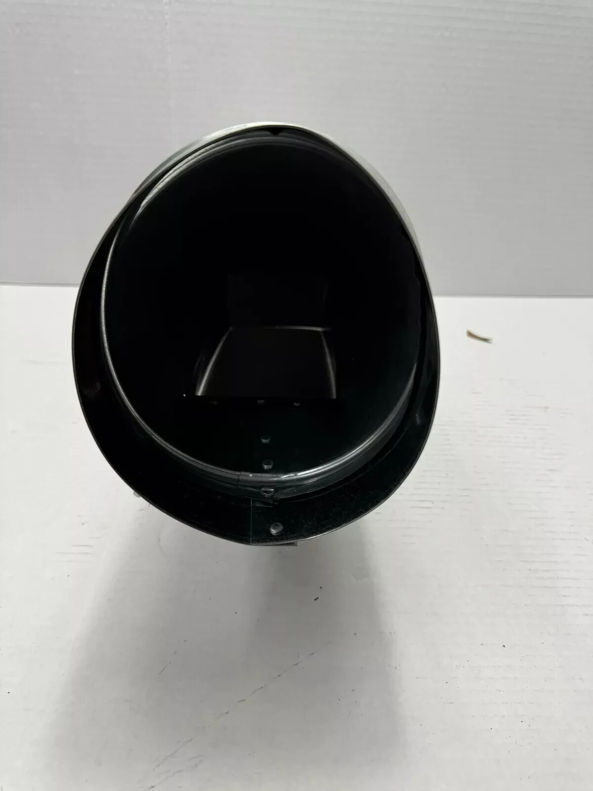 Assorted HVac Ducts as shown. Varies sizes ..See Pics