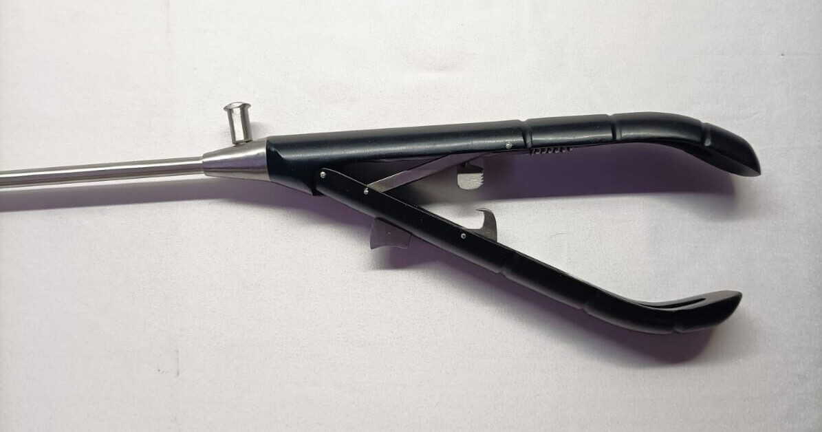 Laparoscopic Needle Holder Straight Jaw 5mmx330mm Best Quality Reusable Instrume