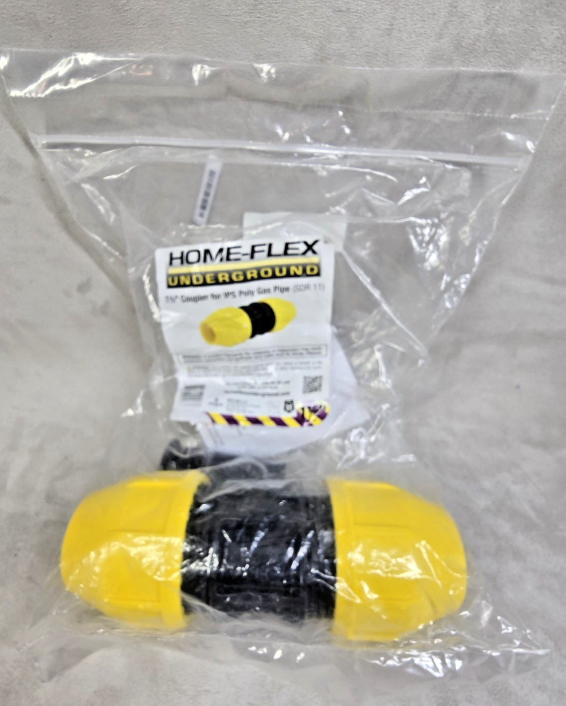 *NEW* HOME-FLEX 1-1/2 in. IPS DR 11 Underground Yellow Poly Gas Pipe Coupler