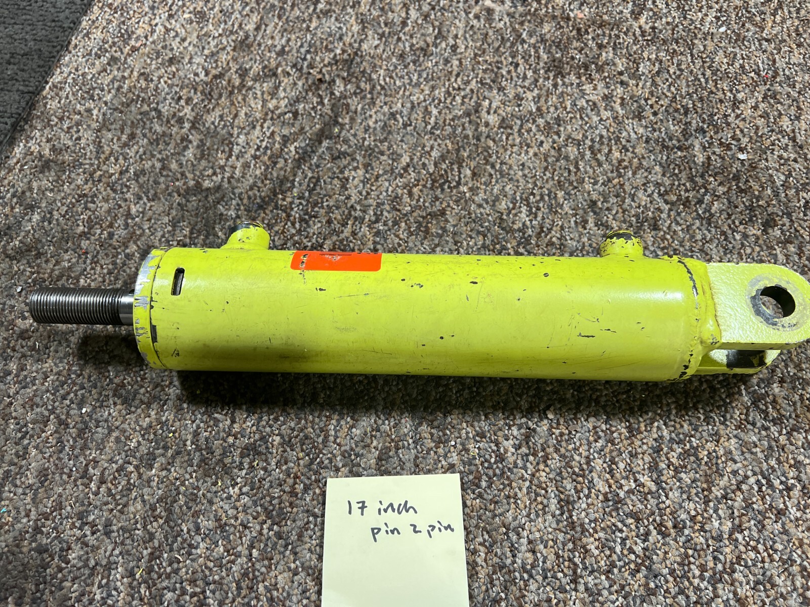 Hydraulic Welded Cylinder 17″ Retracted x 2.89″ OD x .87″ Rod Diameter