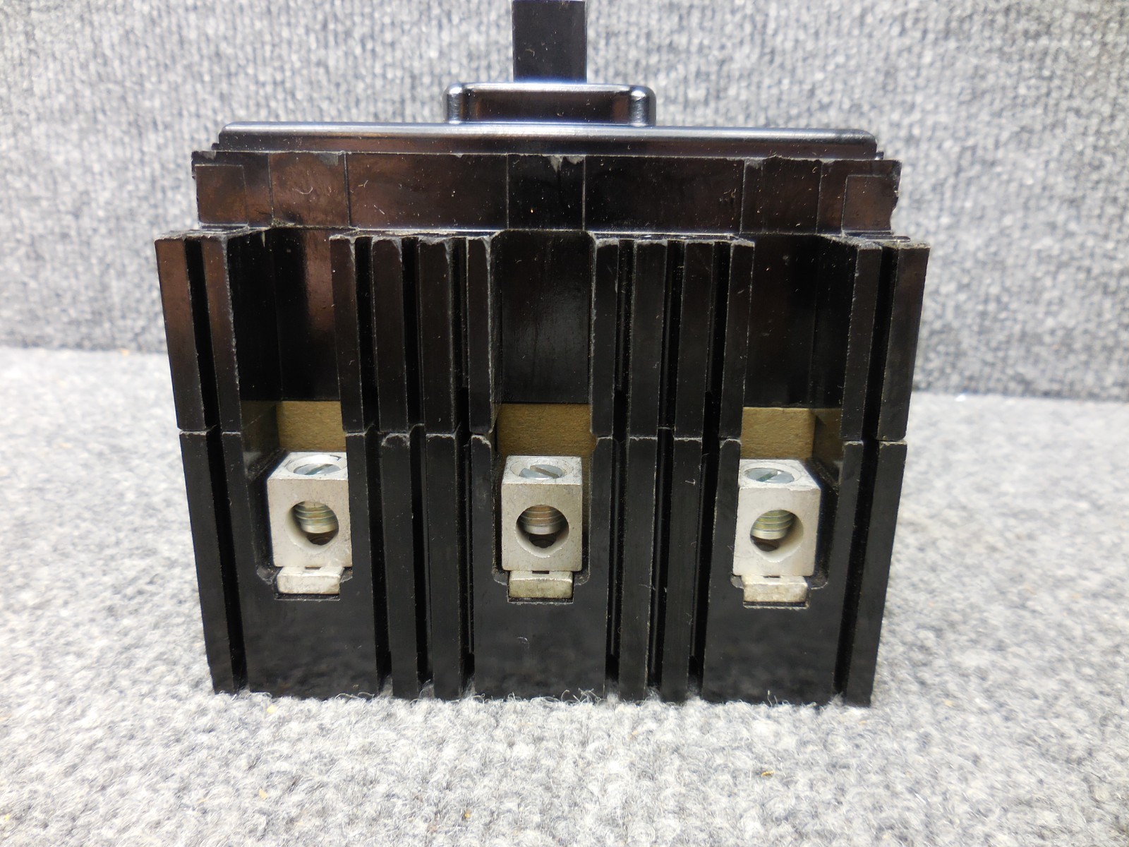 FPE Federal Pacific Electric NEF431040-50C Circuit Breaker 40 amp 3 Pole