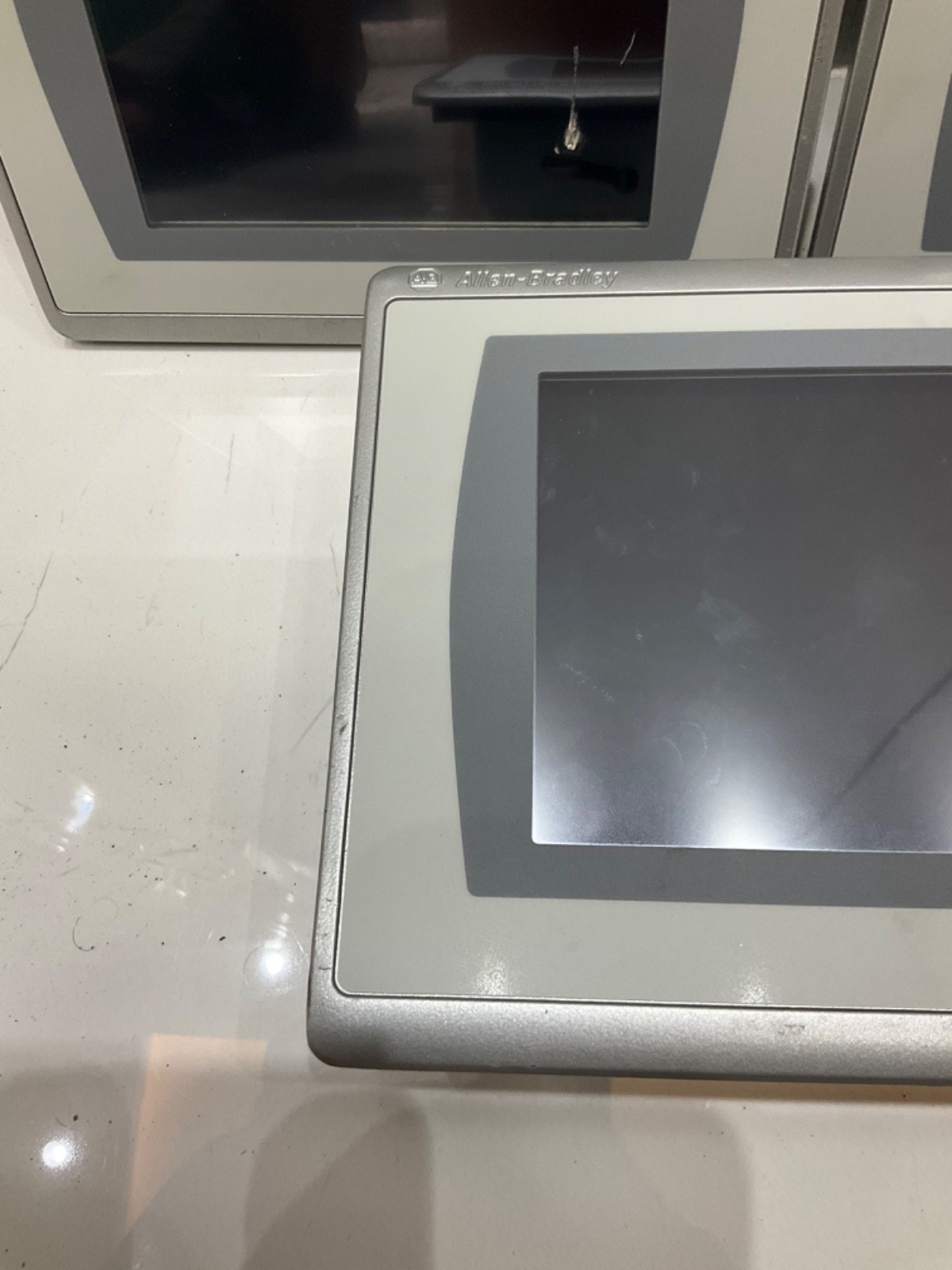 ALLEN BRADLEY 2711P-T7C22D9P SER B PANEL VIEW PLUS 7 GRAPHIC TERMINAL INTERFACE