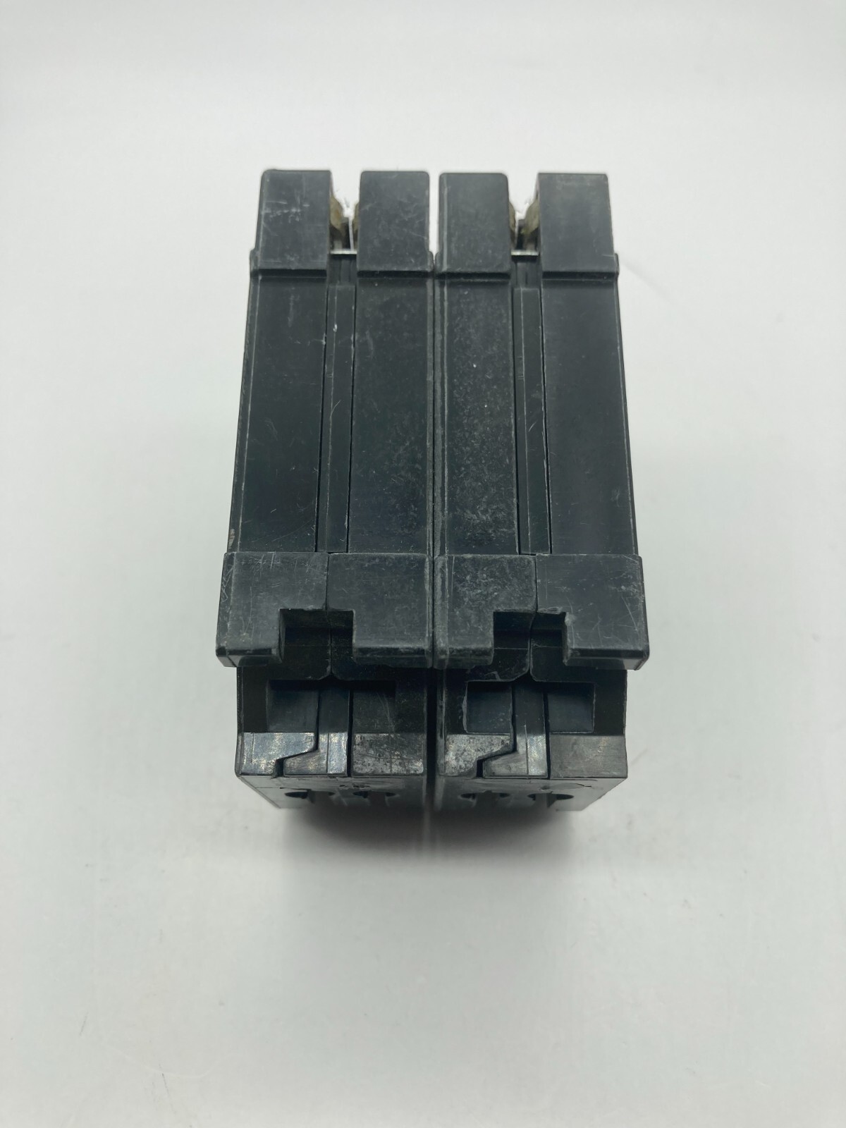 Homeline HOMT230230CP Quad Two 2 Pole 30 Amp 120/240V Plug In Square D Breaker