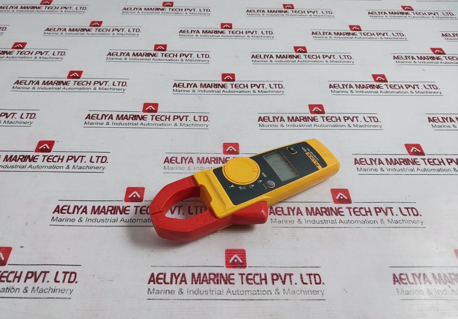 FLUKE 302+ Digital Clamp Meter IEC LR03 400A