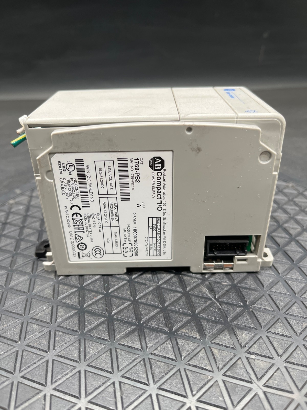 ALLEN‑BRADLEY 1769‑PB2/A Compact I/O Power Supply USED