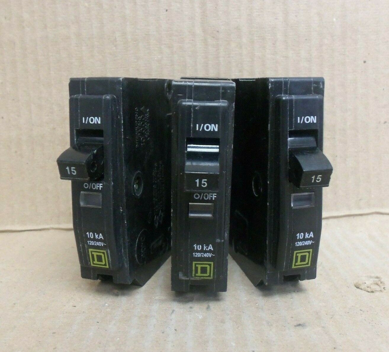 NEW LOT OF 3 Square D QO QO115 1 Pole 15 Amp 120V Yellow Circuit Breaker NTO