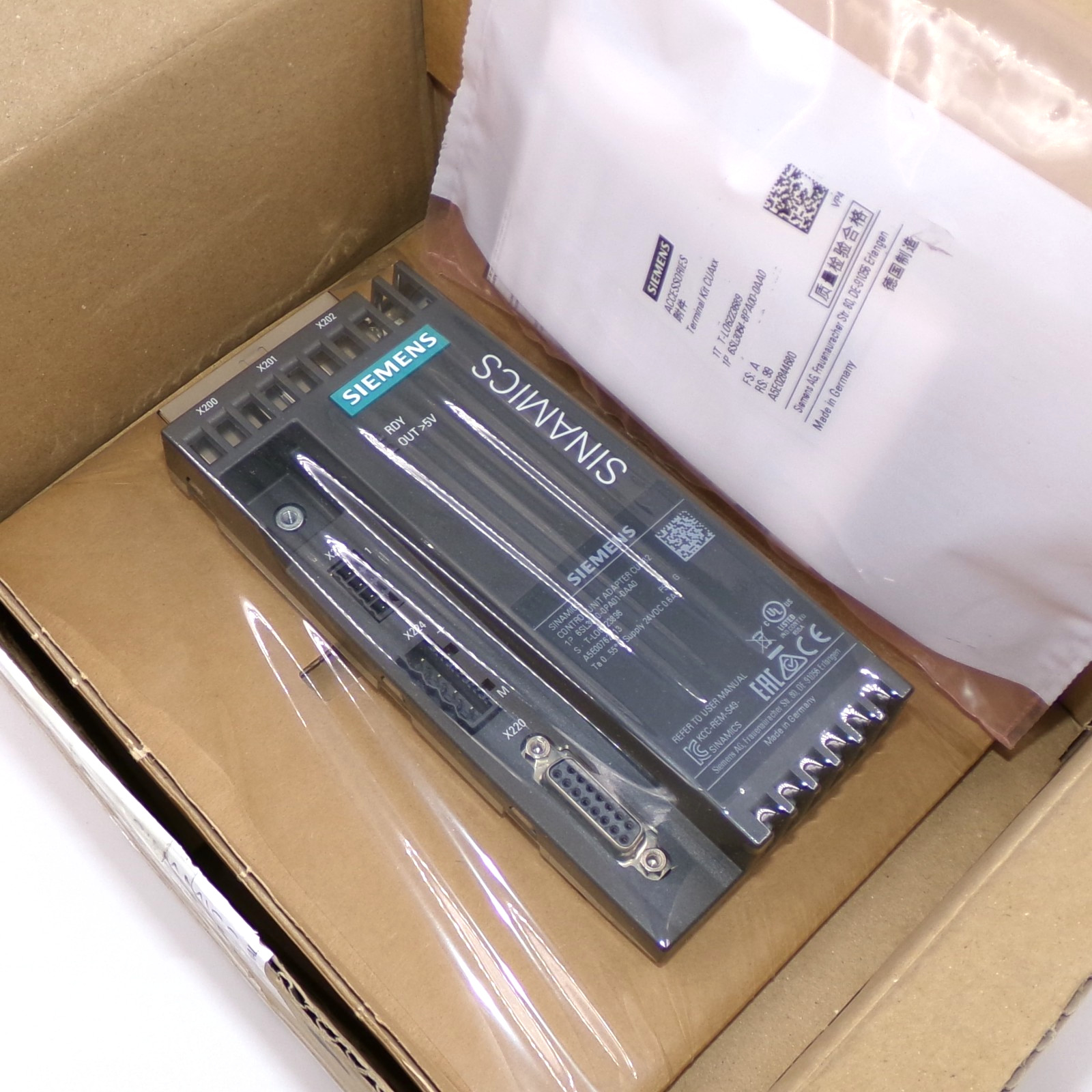 Siemens SINAMICS CUA32 Control Unit Adapter 6SL3040-0PA01-0AA0